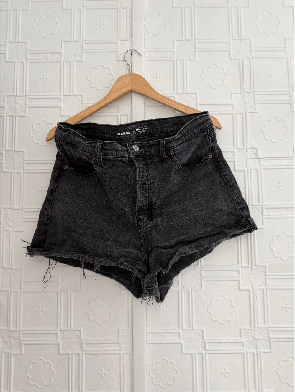 Old Navy Sky-Hi A-Line Black Denim Shorts Size 16 Frayed